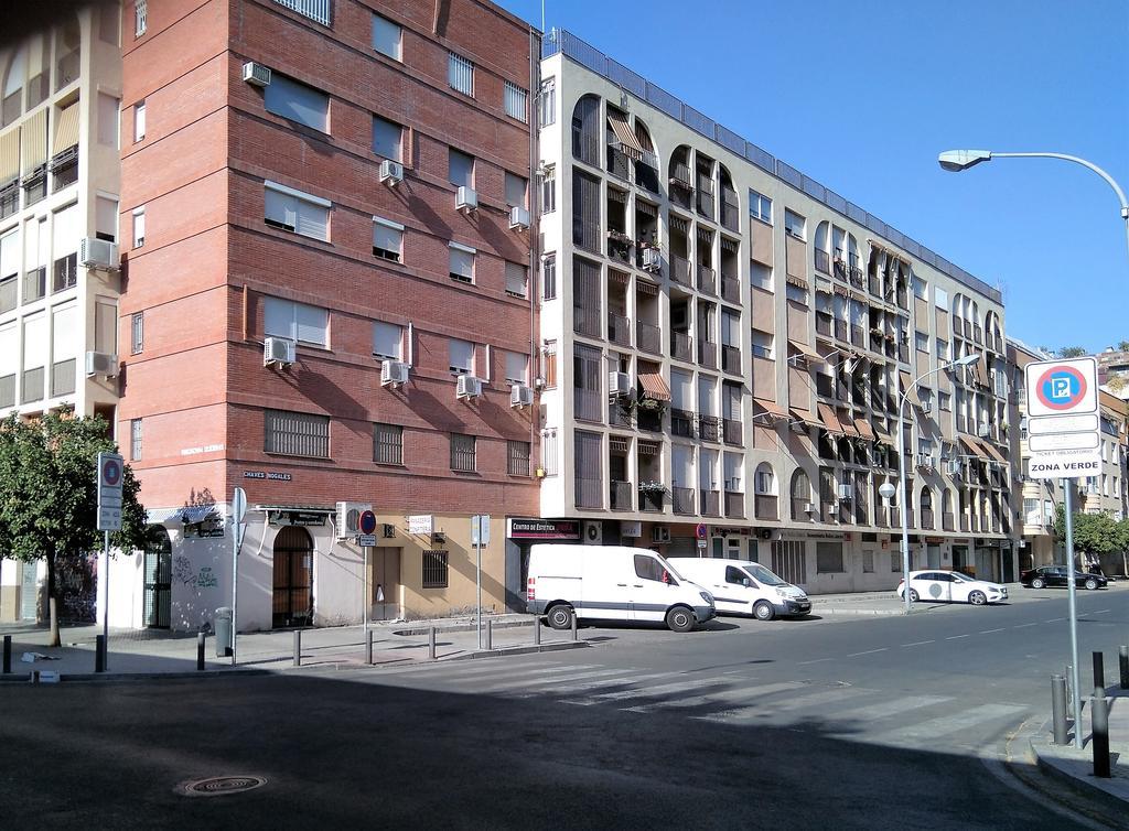 Apartamento Buhaira Seville Exterior photo