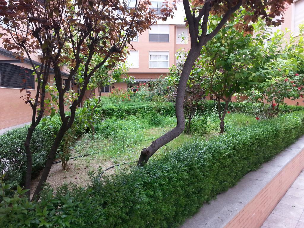 Apartamento Buhaira Seville Exterior photo